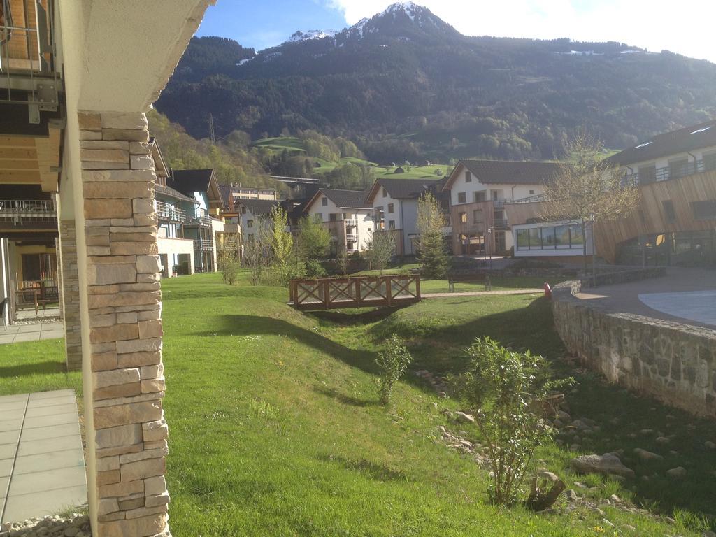 Marina Walensee Hotel Unterterzen エクステリア 写真