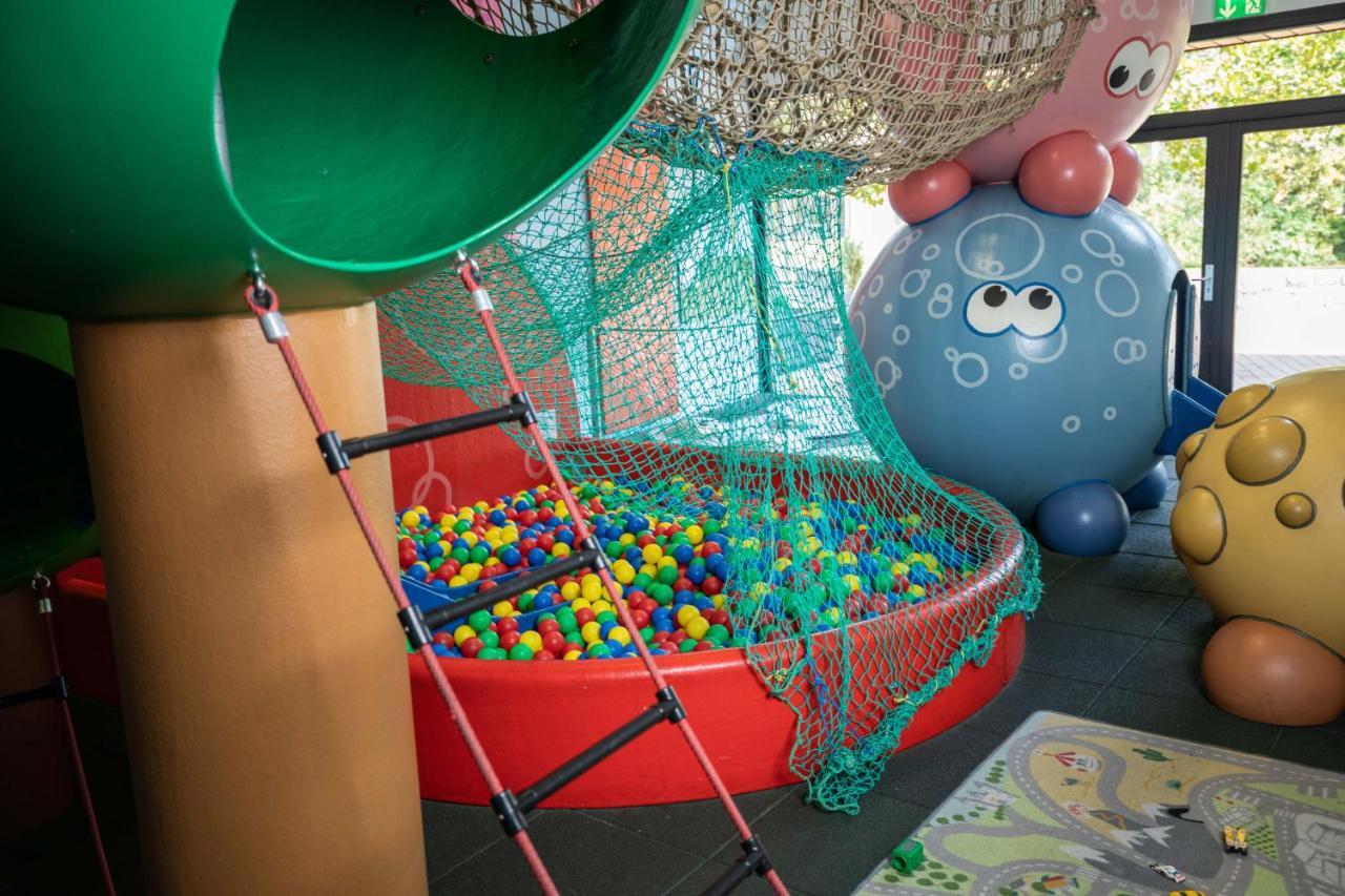 Marina Walensee Hotel Unterterzen エクステリア 写真