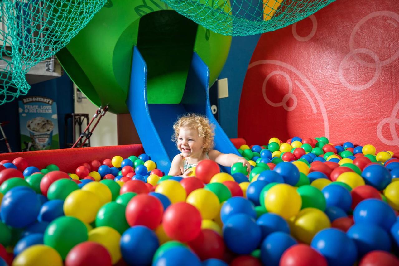 Marina Walensee Hotel Unterterzen エクステリア 写真