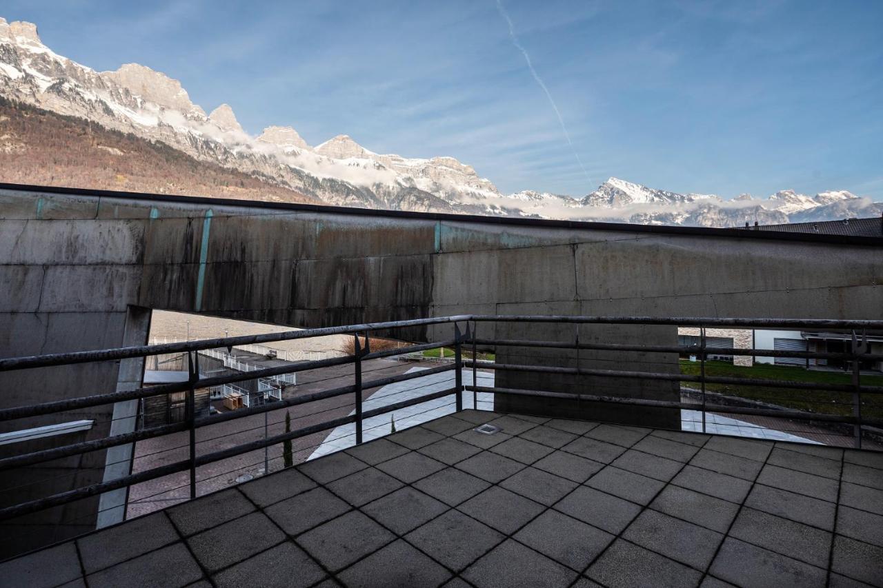 Marina Walensee Hotel Unterterzen エクステリア 写真