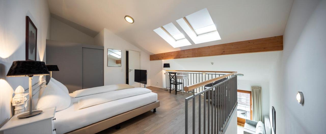 Marina Walensee Hotel Unterterzen エクステリア 写真